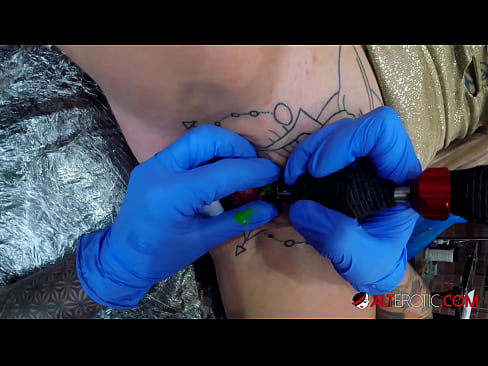 ❤️ Sully Savage, moi tatuada, tatuouse no clítoris Sexo na pornografía gl.heatpumpcenter.top ❌️❤
